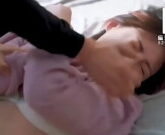 หนังโป๊จีน รปภ.หื่นข่มขืนสาวในคอนโดหรูเย็ดสดXXX  