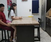 หนังโป๊XXXเย็ดหลานสาวนั่งโดนควยแข็งแทงหีเย็ดคาโต๊ะ  