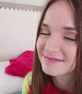 แอบดูน้องสาวทำคอนเทนต์โชว์นมเงี่ยนขอเย็ดจนแตกในหี  