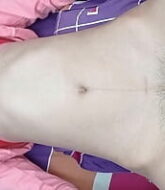 เย็ดเมียน้องชายขาวใสน่าเย็ดกดมิดควยสดุ้งเสียวครางสั่นมันหีมาก  