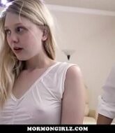 สาวน่ารักโดนเพื่อนพ่อเลียหี แบบหนังx แล้วควักควยให้อมจนใหญ่พองเต็มปาก ก่อนกระชากขึ้นค่อมควยแล้วขย่มเย็ดบนโชฟา เสียวหีจนร้องอ้า ควยน้าใหญ่ดีจัง  