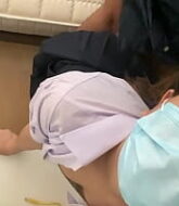 คลิปหลุดนักเรียน สาวม.ปลาย หนีเรียนมาเขายหี เย็ดกับหนุ่มใหญ่ทรงเสี่ย หุ่นอวบ หีแน่น แตกใสกระโปรง โครตฟินหีxxx  