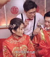 xxxหนังโป๊ หนุ่มทำตามสัญญา ถ้าจัดงานแต่งงาน จะให้เพื่อนเจ้าบ่าวเอาเมียคืนส่งตัว เย็ดกันให้มั่วทั้งเลียหีอมควย  