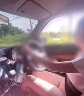 นักศึกษาสาวสวยxxxคงจะเงี่ยนควยจัด ขับรถมาตามนัด เปิดโรงแรมเย็ดกับแฟนอย่างมันหี  