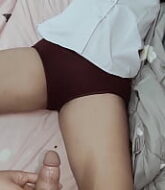 คลิปเด็ด xxxnung เย็ดสาวนักเรียนสาว นอนรอควยให้อาจารย์แก้0ให้  