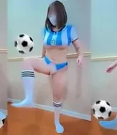 ดูคลิปโอลี่แฟนสาวไทยโดนเย็ดแตกในหี ใส่ชุดคอสเพลย์นักฟุตบอลโอลิมปิกโชว์สะเต็ปการเตะบอลก่อนจะโดนควยเย็ด  