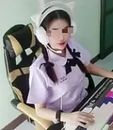 ดูคลิปโป๊onlyfans นักเรียนสาวไทยโดนเพื่อนพี่ชายจับเย็ดหน้าคอม xxx ร้องเสียวหีลั่น  